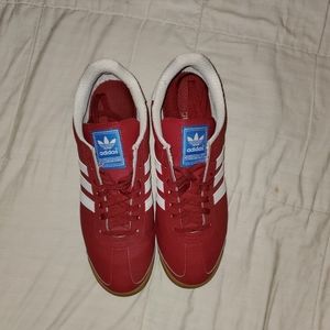 Adidas samoas
